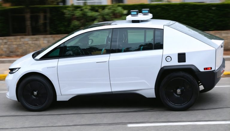 Waymo drosmīgais solis, lai aizsargātu autonomās braucienus: programmatūras risinājums bīstamām situācijām